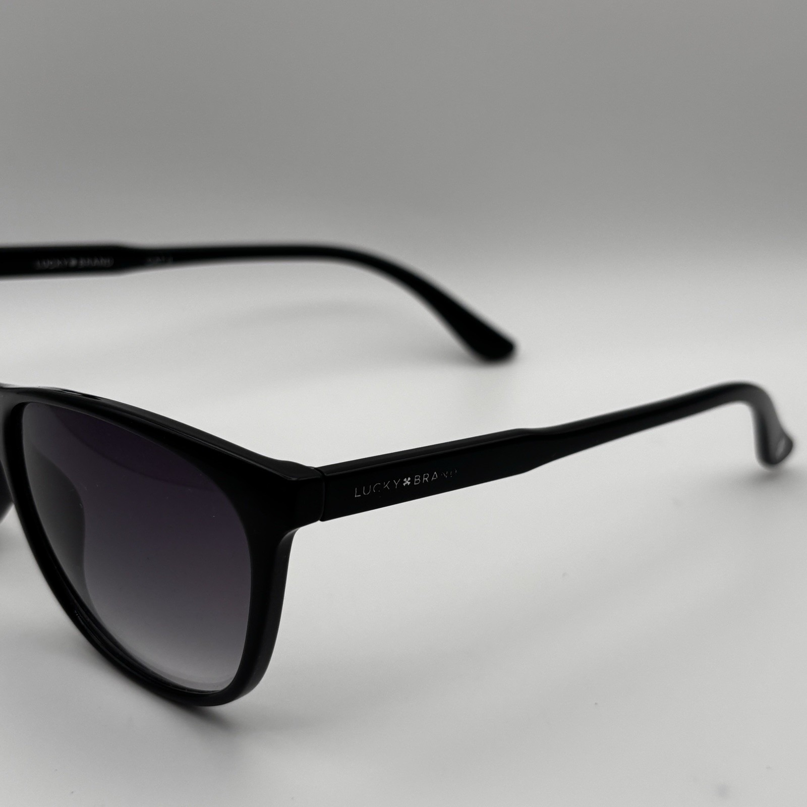 Lucky Brand Los Feliz Sunglasses Black Cat Eye 5816140 Gradient Lenses